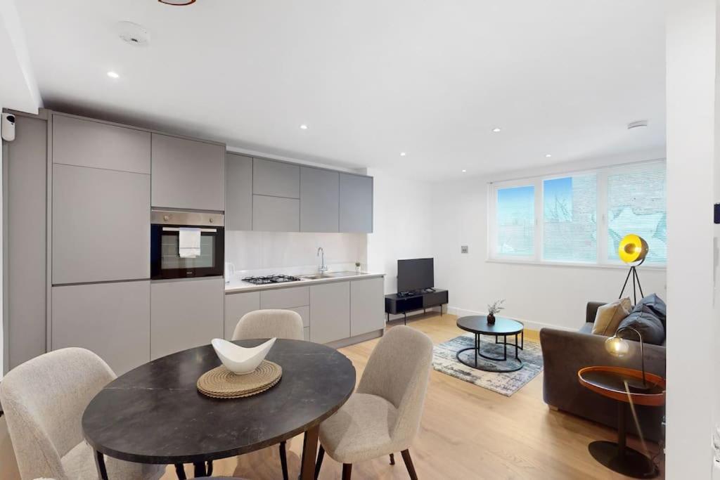 Number 1 Dalston 1 Bed Boutique Apartment Londen Buitenkant foto